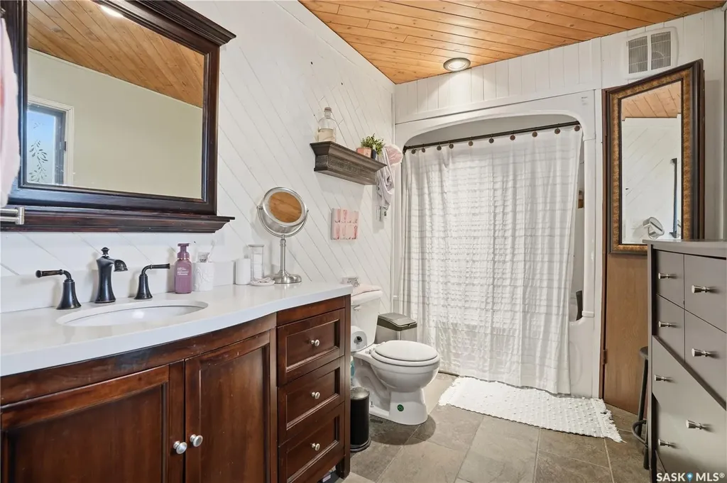 18 Mallard Street W Wood River Rm No. 74 SK S0H 2K0