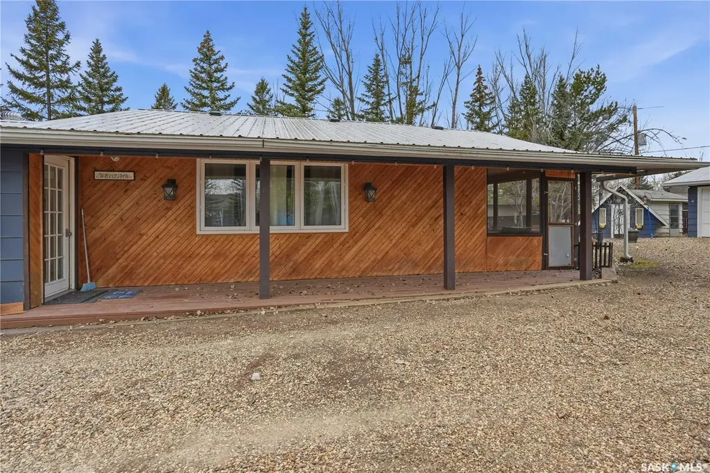 18 Mallard Street W Wood River Rm No. 74 SK S0H 2K0