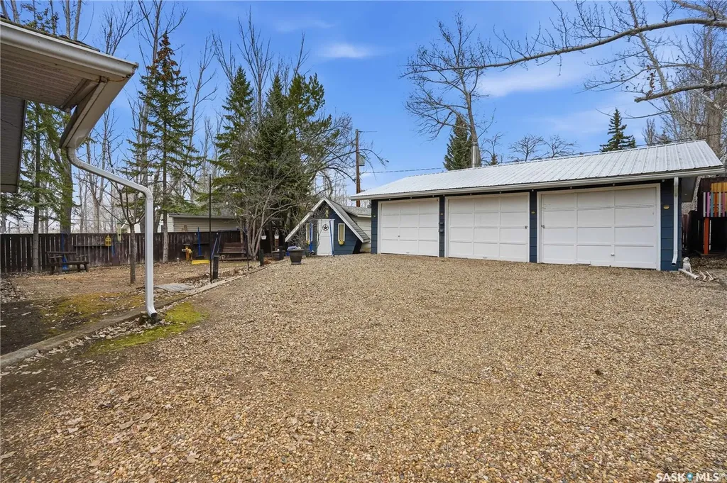 18 Mallard Street W Wood River Rm No. 74 SK S0H 2K0