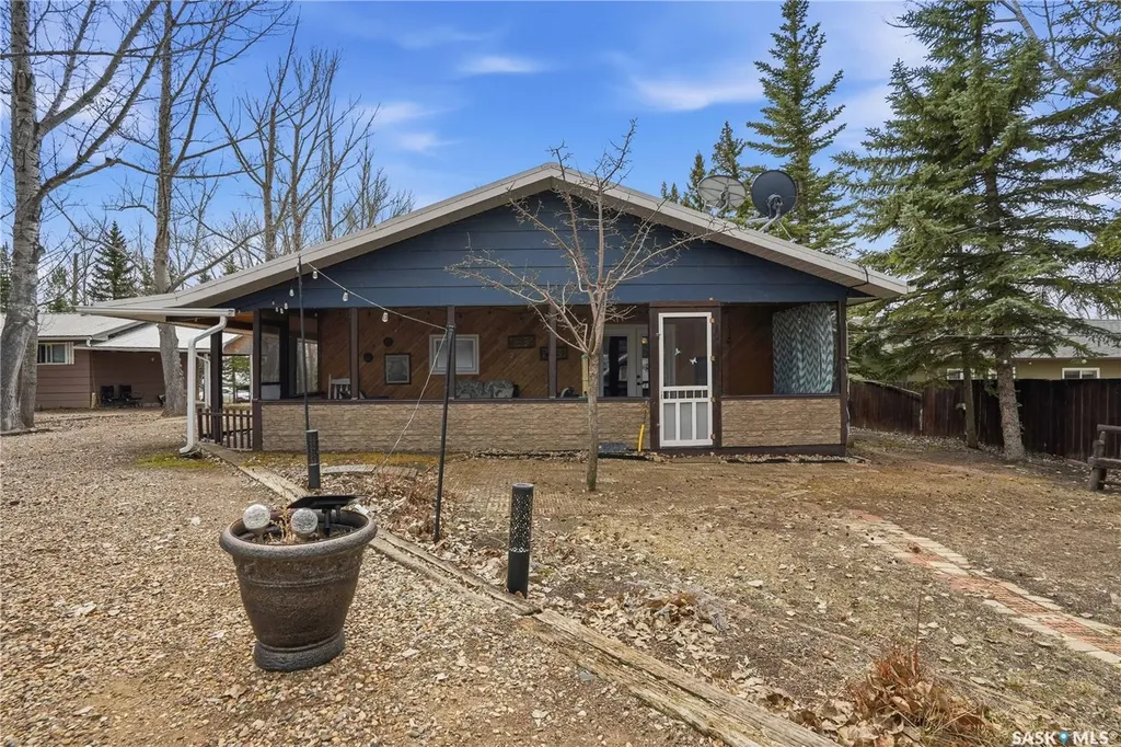 18 Mallard Street W Wood River Rm No. 74 SK S0H 2K0