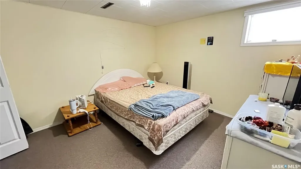 209 Hood Street Maple Creek SK S0N 1N0