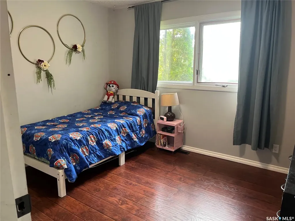 206 3rd Avenue Caronport SK S0H 0S0