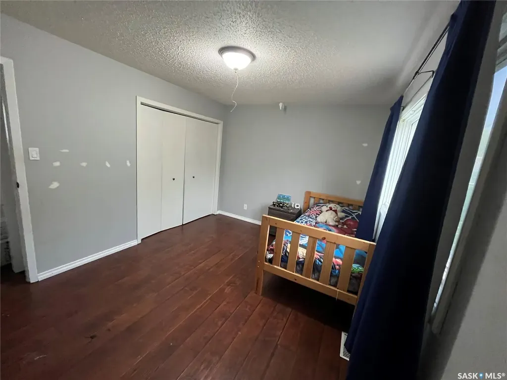 206 3rd Avenue Caronport SK S0H 0S0