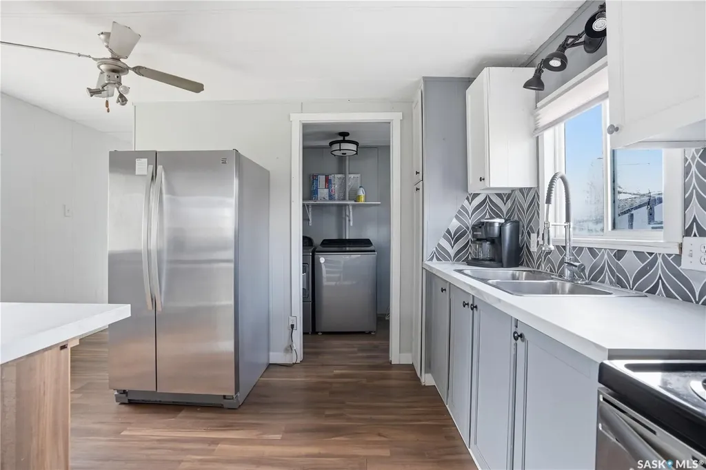 124 Dogwood Street Caronport SK S0H 0S0