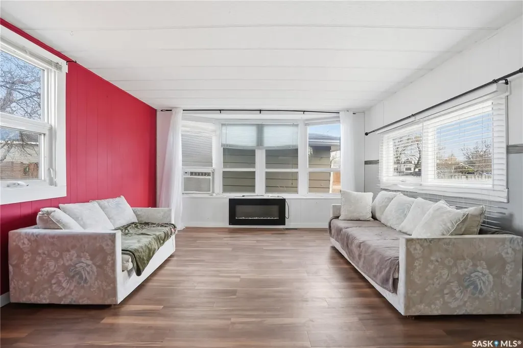 124 Dogwood Street Caronport SK S0H 0S0