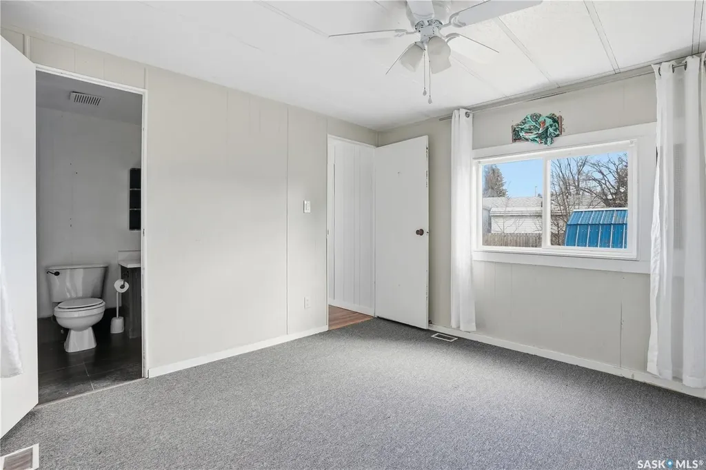 124 Dogwood Street Caronport SK S0H 0S0