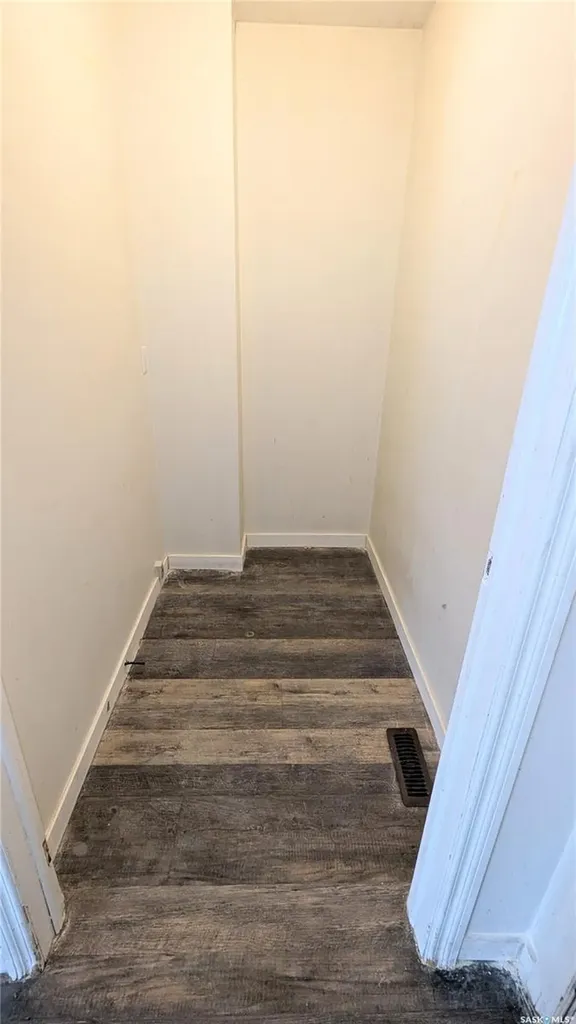 407 U Avenue S Saskatoon SK S7M 3C4
