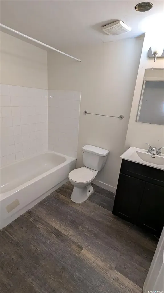 407 U Avenue S Saskatoon SK S7M 3C4