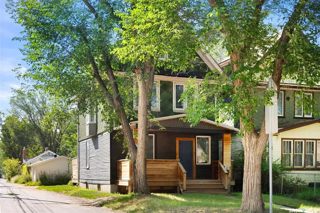 2358 Montreal Street Regina SK S4P 1L8