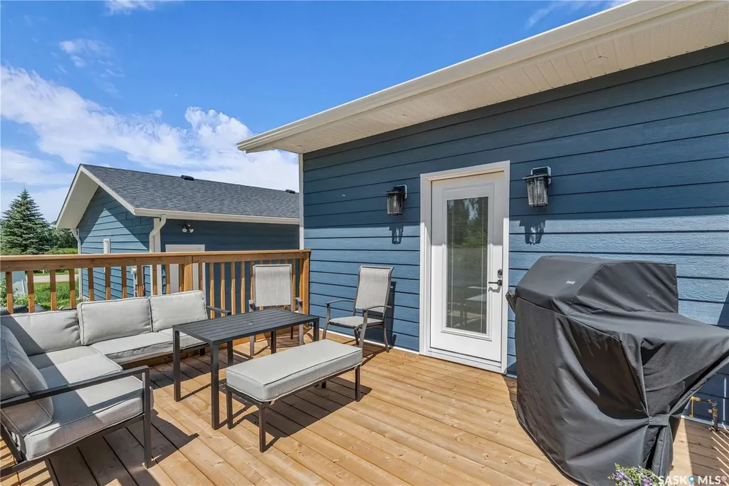 402 Alexander Street Radisson SK S0K 3L0
