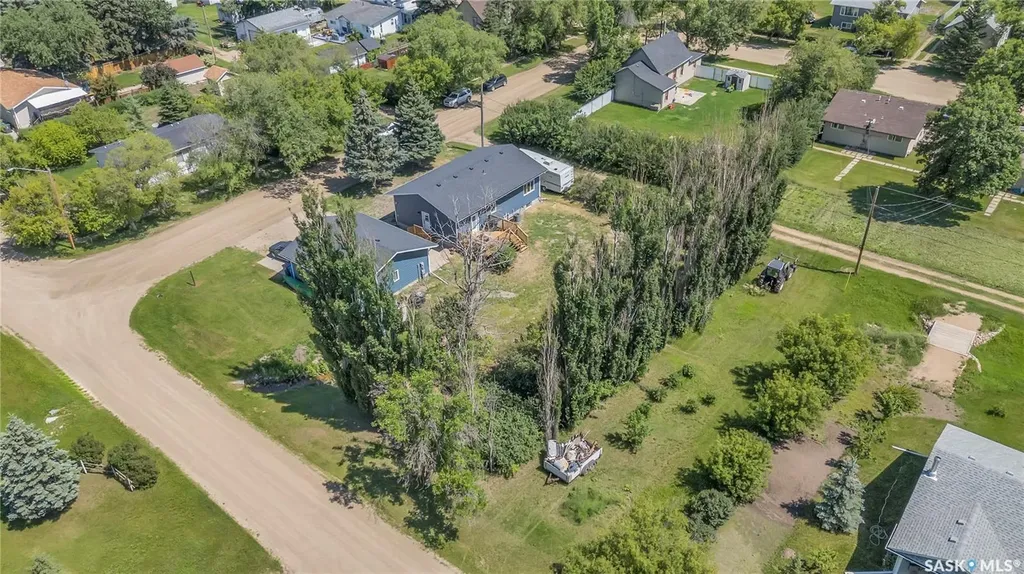 402 Alexander Street Radisson SK S0K 3L0