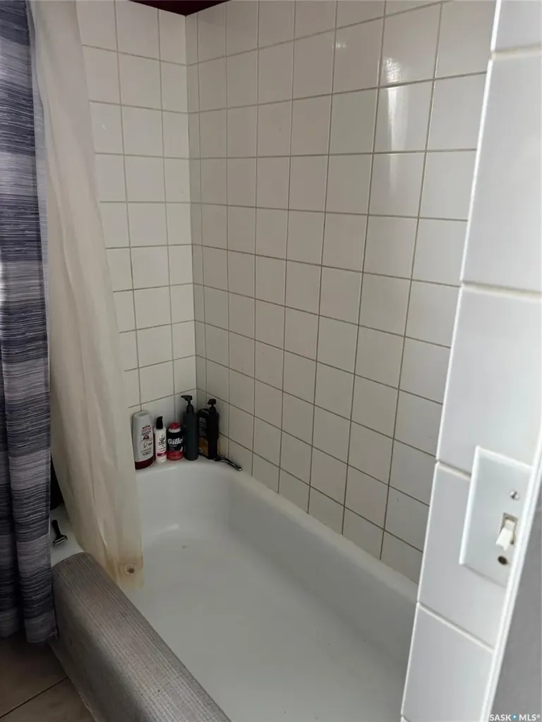 1509 Young Street Estevan SK S4A 0J5