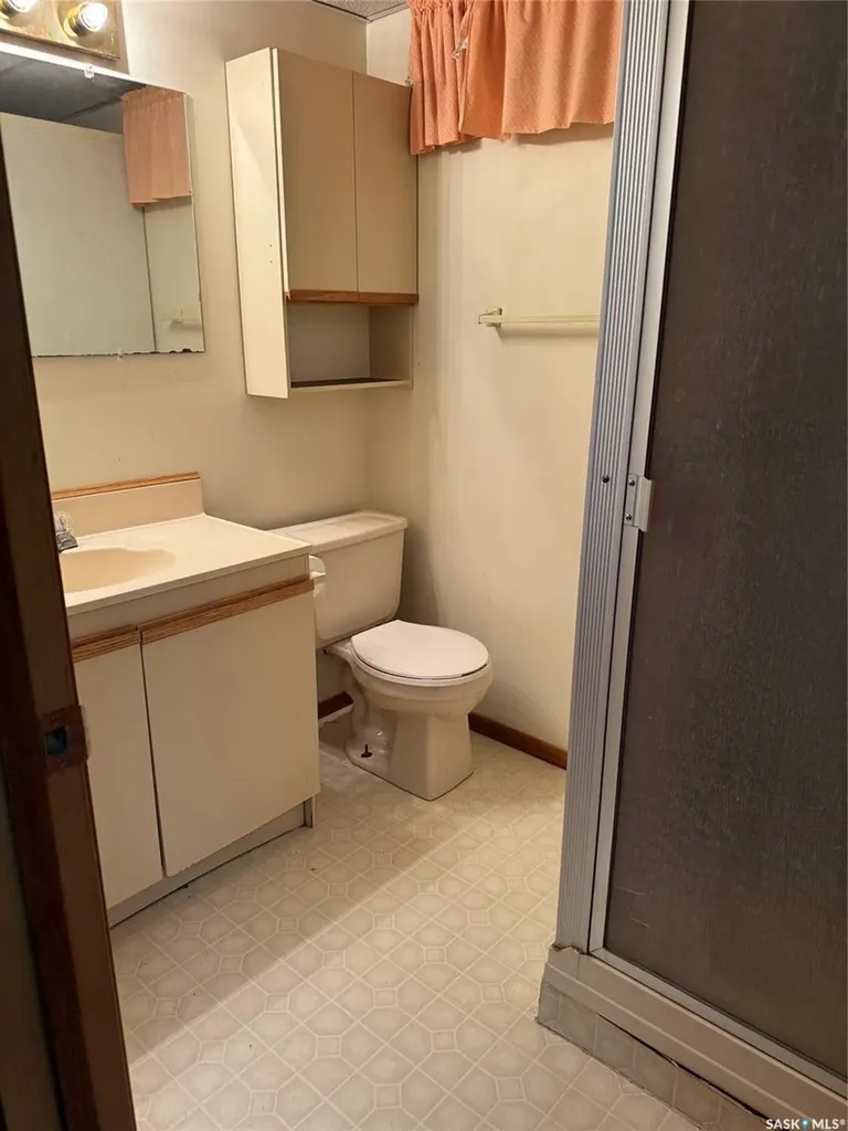 1509 Young Street Estevan SK S4A 0J5