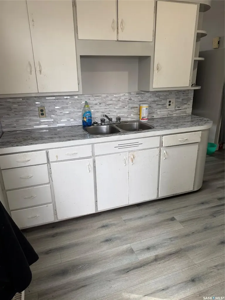1509 Young Street Estevan SK S4A 0J5