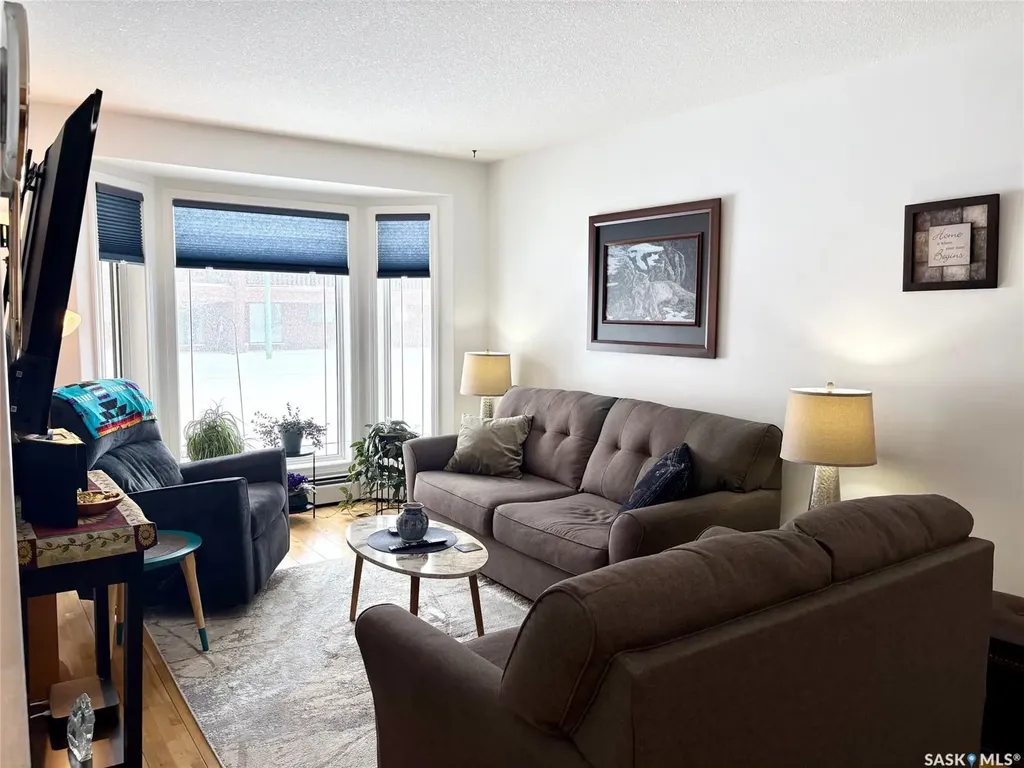30 Russell Drive Yorkton SK S3N 3W2