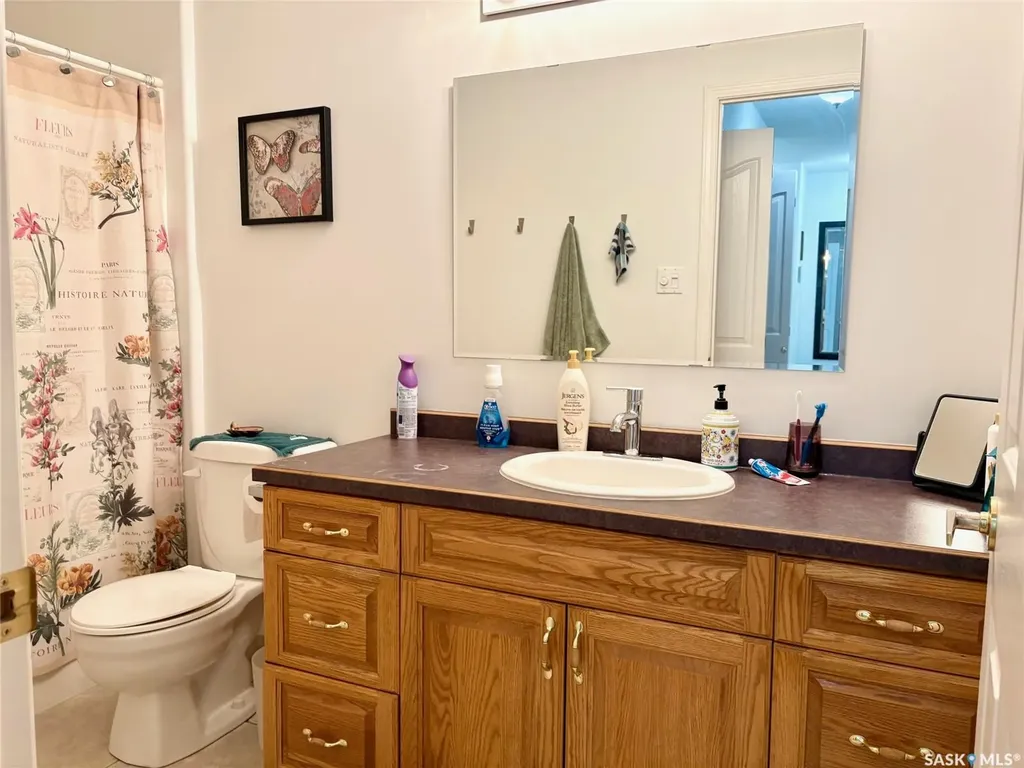 30 Russell Drive Yorkton SK S3N 3W2