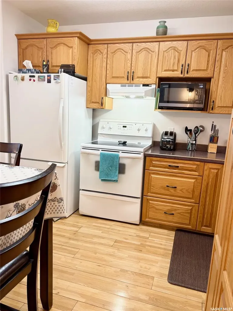 30 Russell Drive Yorkton SK S3N 3W2