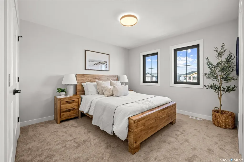 1744 West Market Street Regina SK S4Y 0G3