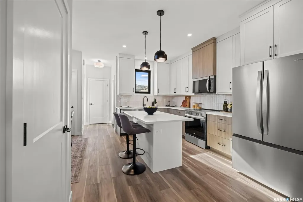 1744 West Market Street Regina SK S4Y 0G3