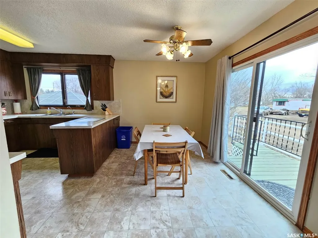 406 & 408 Mary Street Tramping Lake SK S0K 4H0
