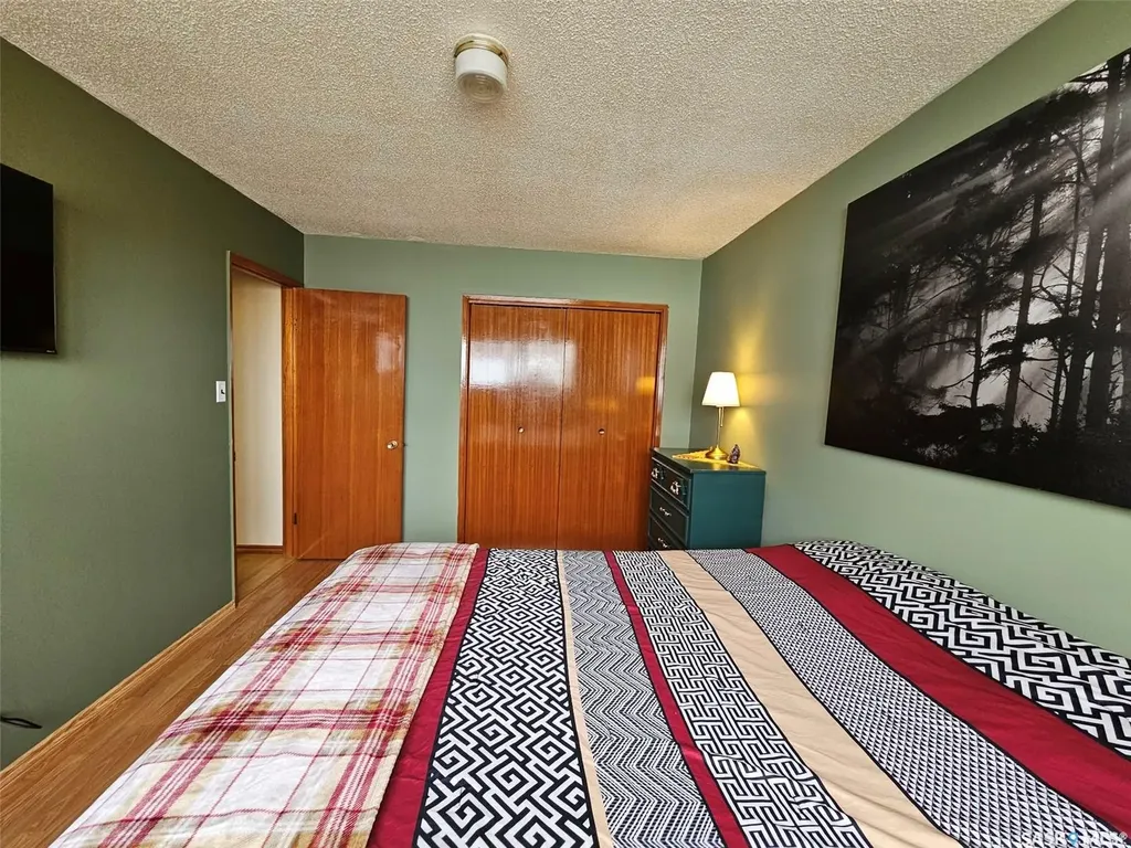 406 & 408 Mary Street Tramping Lake SK S0K 4H0