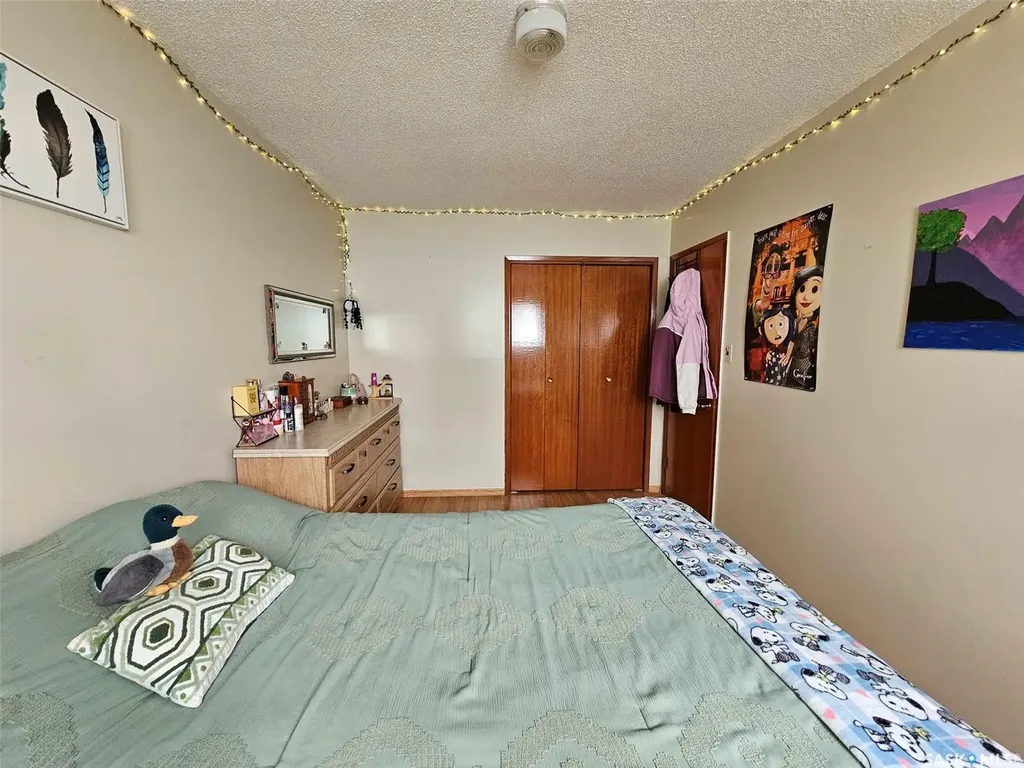 406 & 408 Mary Street Tramping Lake SK S0K 4H0