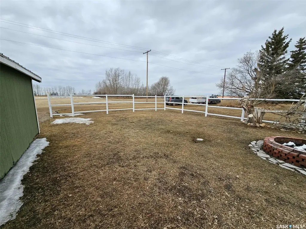 406 & 408 Mary Street Tramping Lake SK S0K 4H0