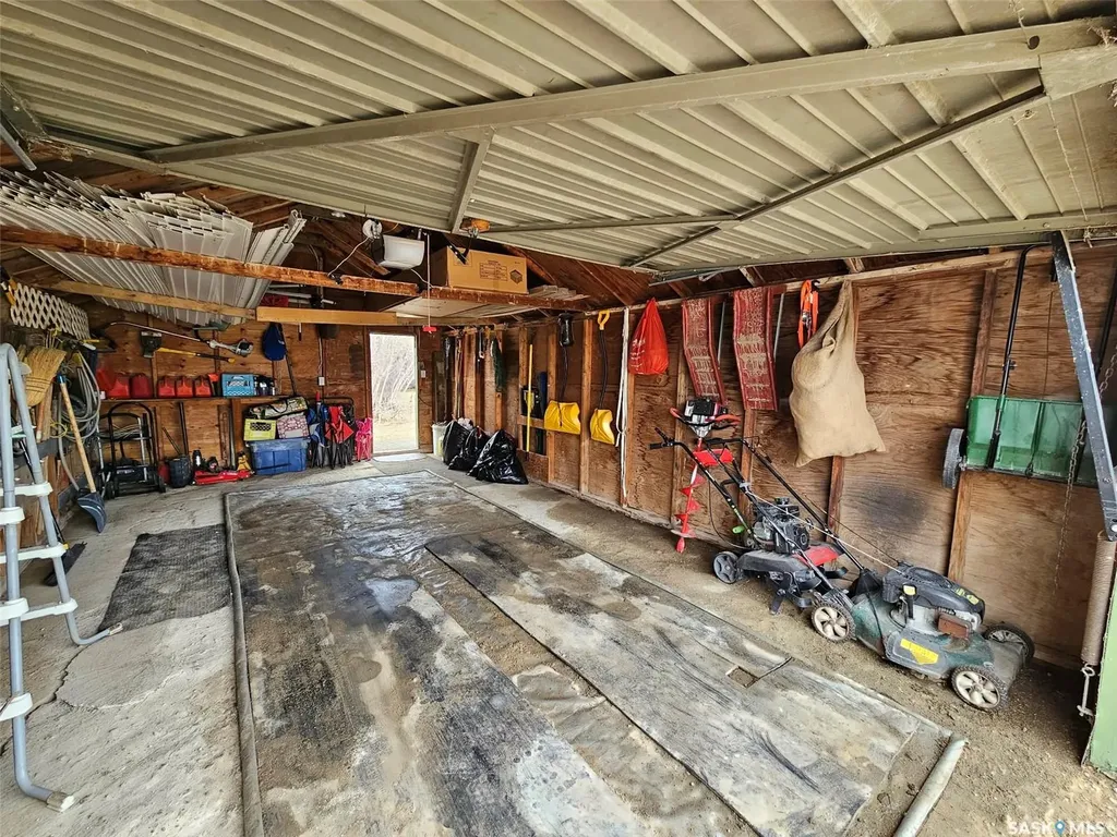 406 & 408 Mary Street Tramping Lake SK S0K 4H0