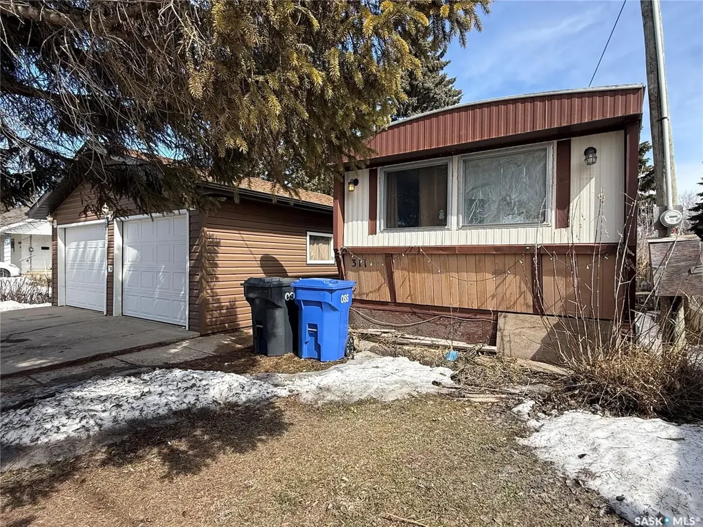 311 Allan Avenue Saltcoats SK S0A 3R0