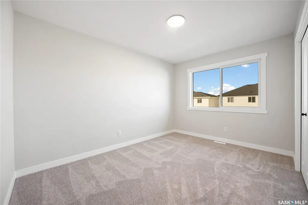 439 Kinloch Crescent Saskatoon SK S7M 5X1