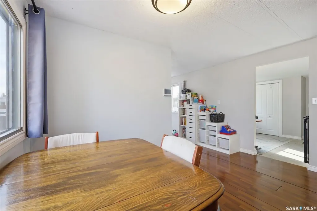111 Leland Terrace Saskatoon SK S7H 5A1