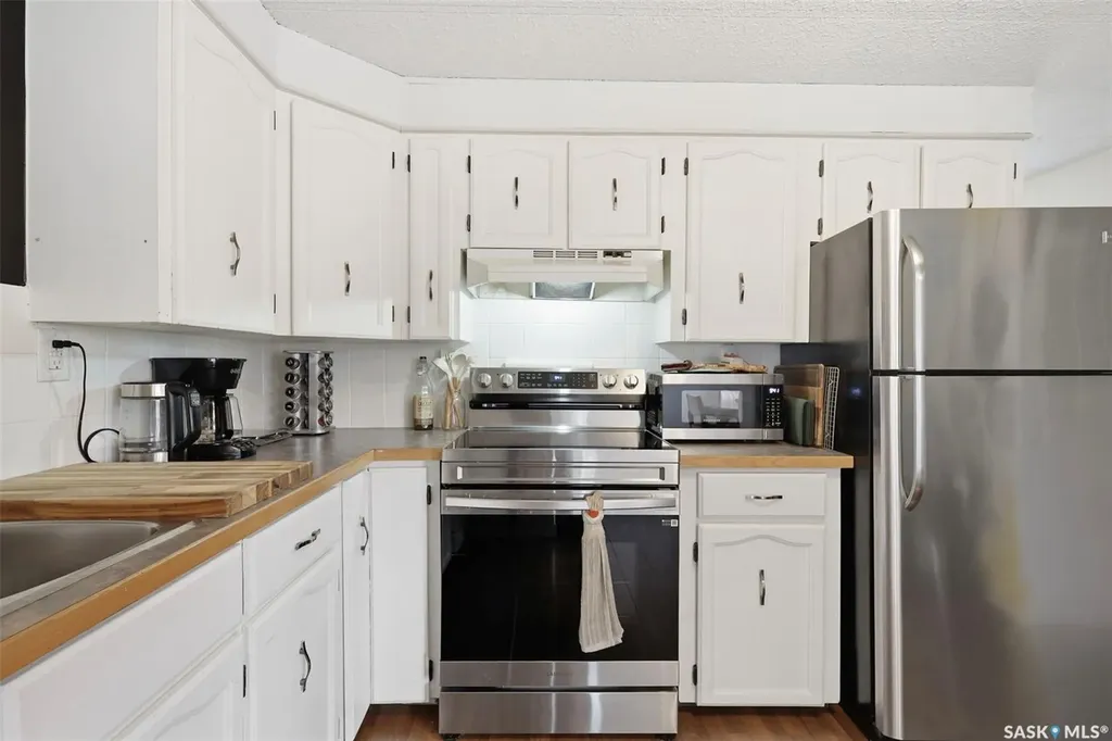 111 Leland Terrace Saskatoon SK S7H 5A1