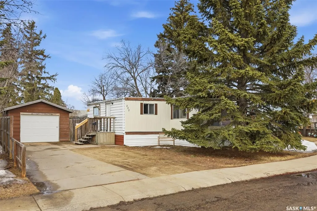 111 Leland Terrace Saskatoon SK S7H 5A1