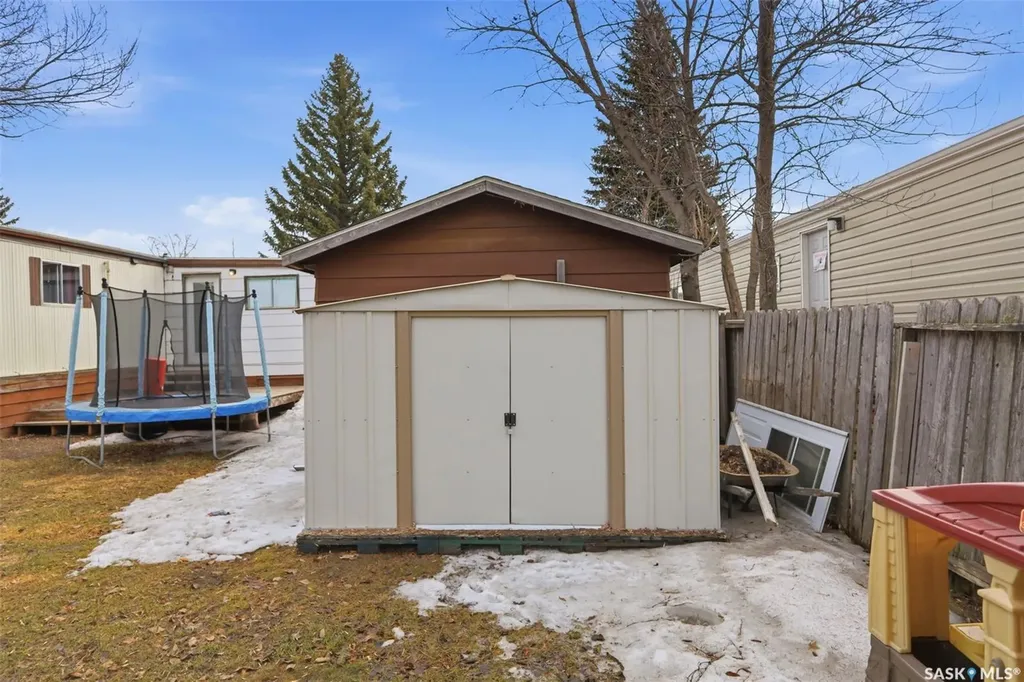 111 Leland Terrace Saskatoon SK S7H 5A1