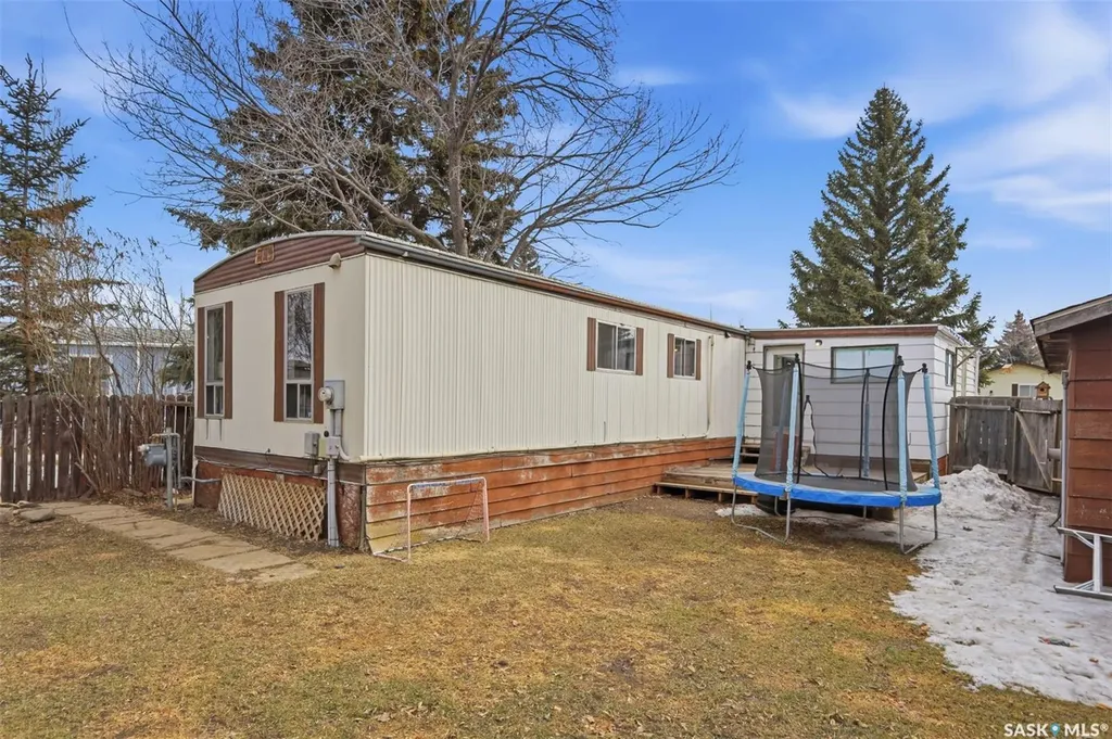 111 Leland Terrace Saskatoon SK S7H 5A1