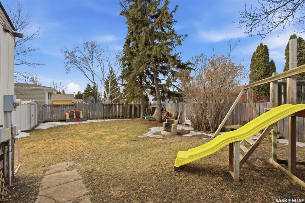 111 Leland Terrace Saskatoon SK S7H 5A1