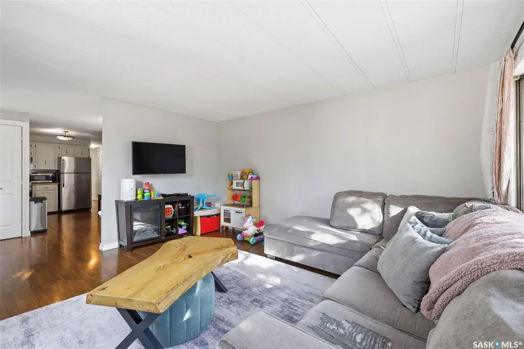 111 Leland Terrace Saskatoon SK S7H 5A1