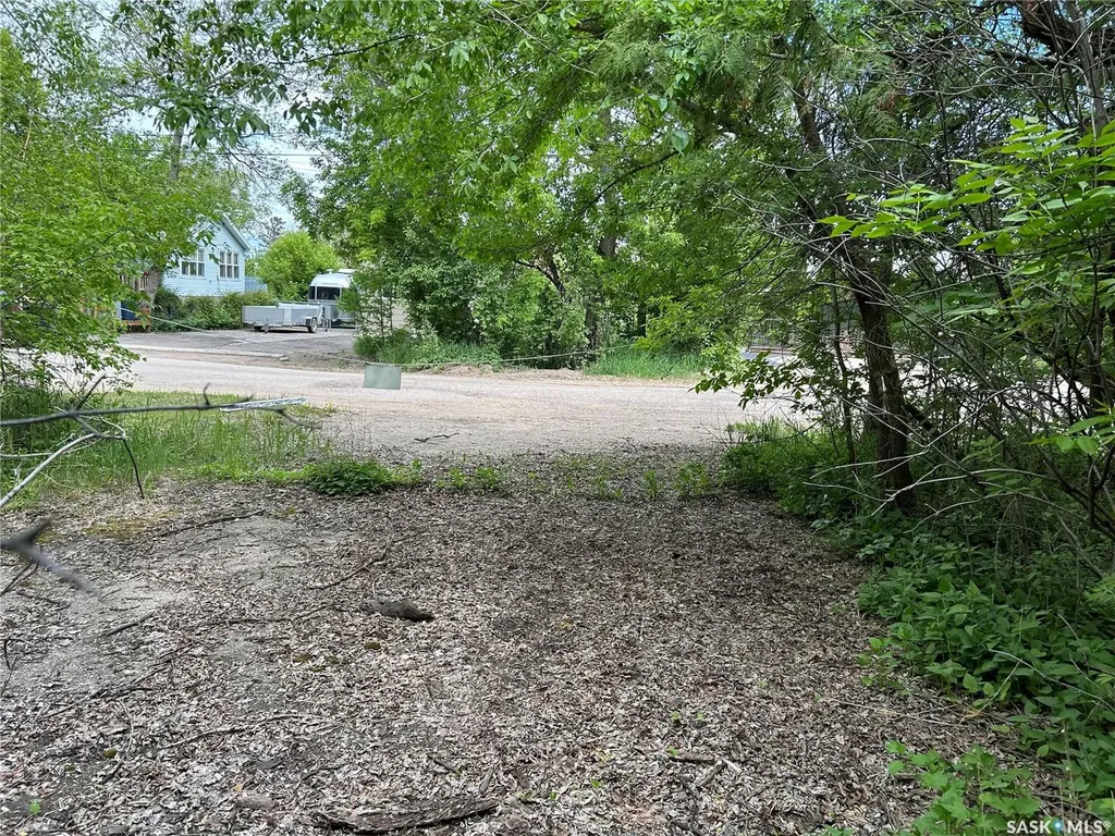 463 Fairchild Avenue Regina Beach SK S0G 4C0