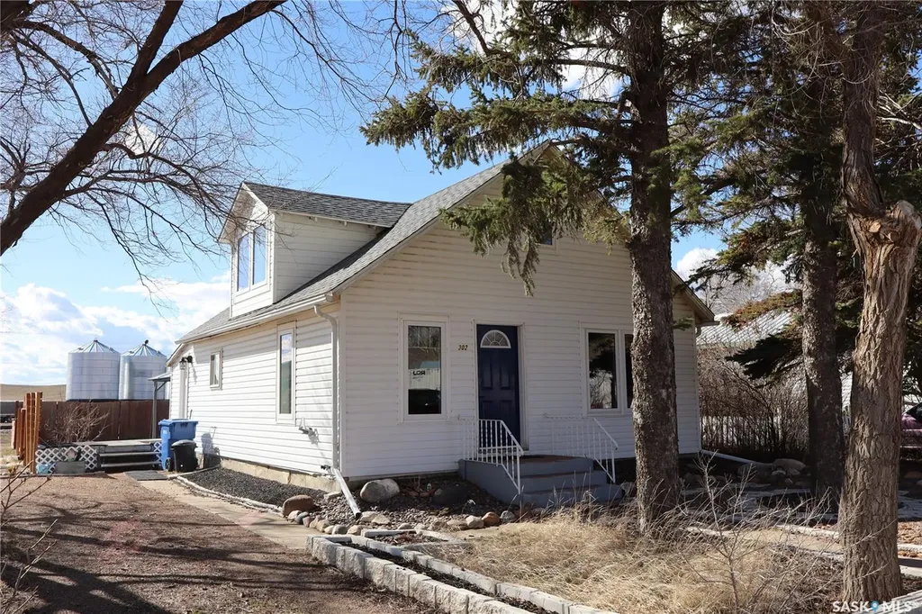 302 Columbus Drive Rockglen SK S0H 3R0