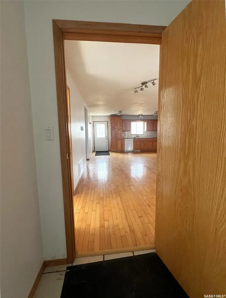 349 10th Avenue NW Swift Current SK S9H 1P1