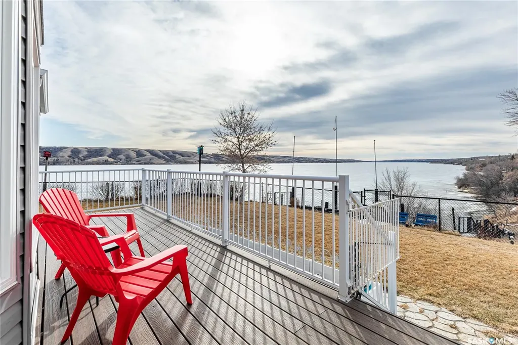 130 Marine Drive South Lake SK S0G 4C0