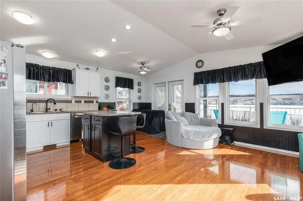 130 Marine Drive South Lake SK S0G 4C0