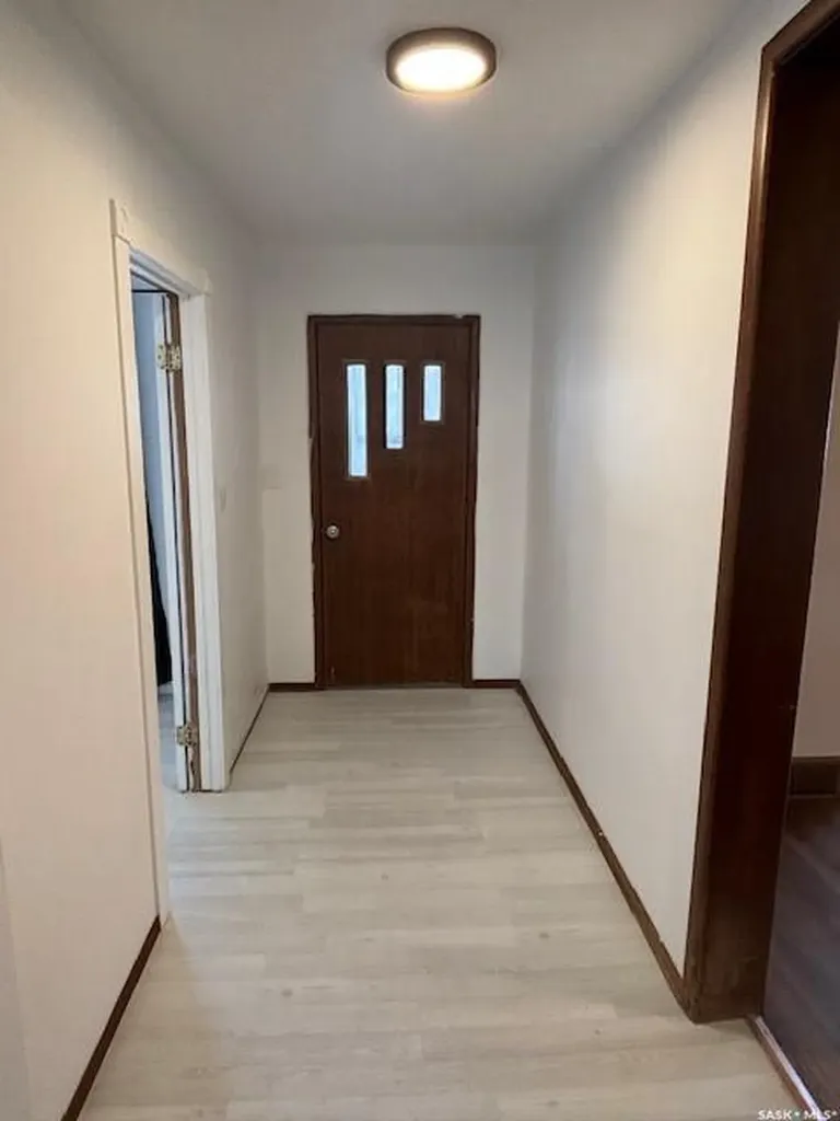 327 4th Avenue E Canora SK S0A 0L0