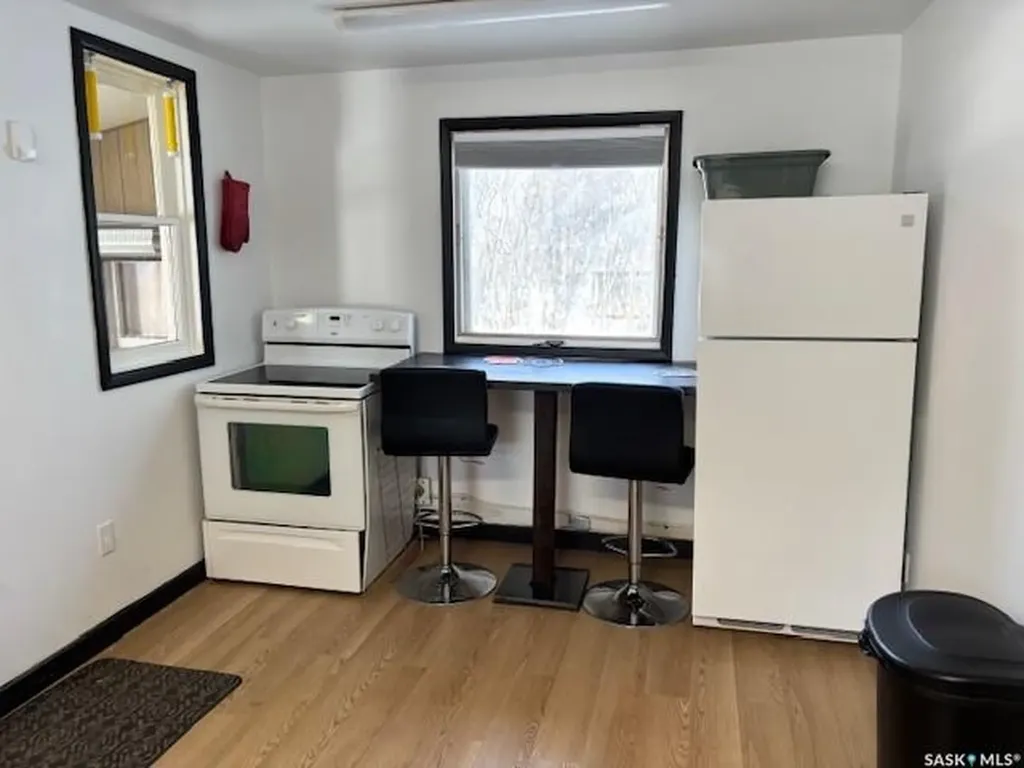 327 4th Avenue E Canora SK S0A 0L0