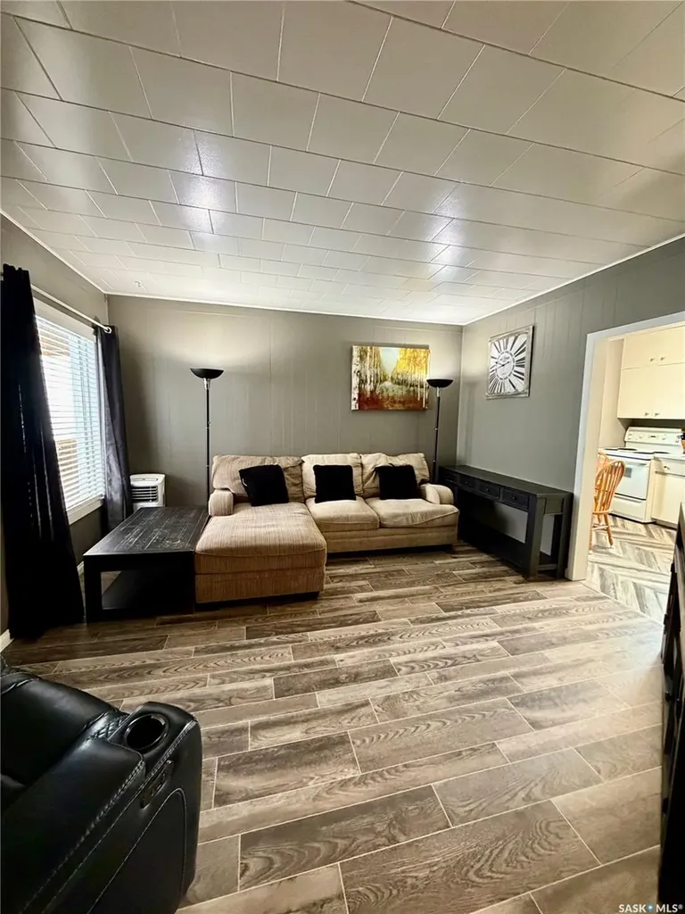 511 Albert Street Hudson Bay SK S0E 0Y0