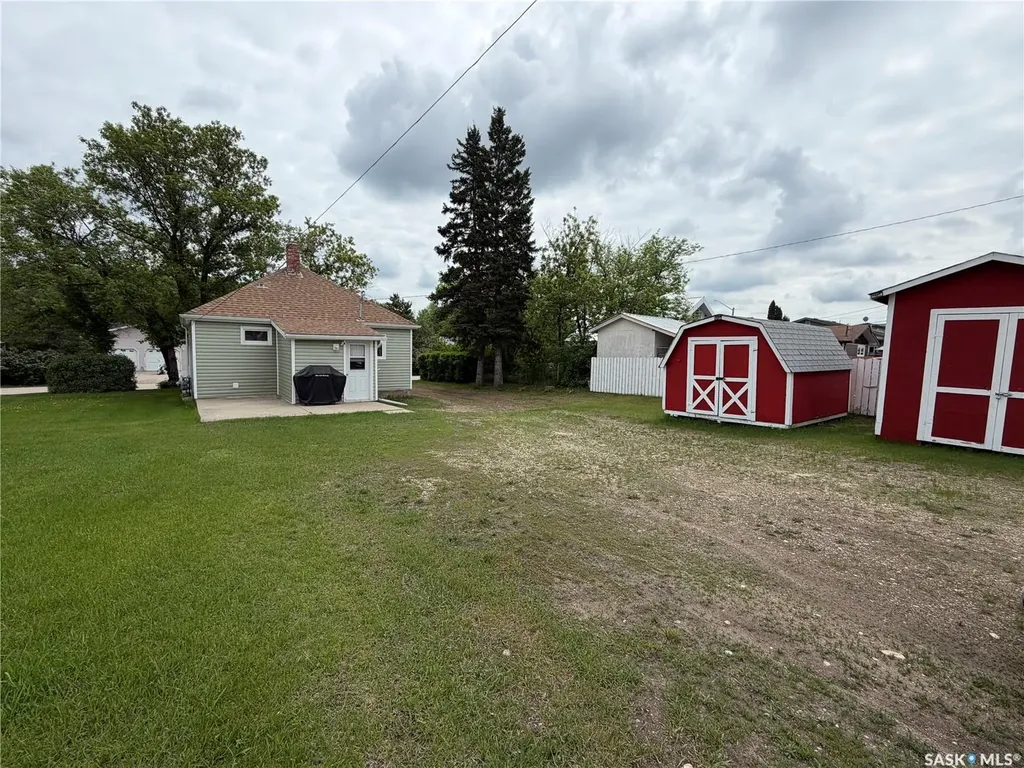 511 Albert Street Hudson Bay SK S0E 0Y0
