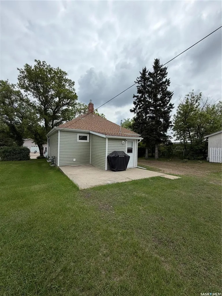 511 Albert Street Hudson Bay SK S0E 0Y0