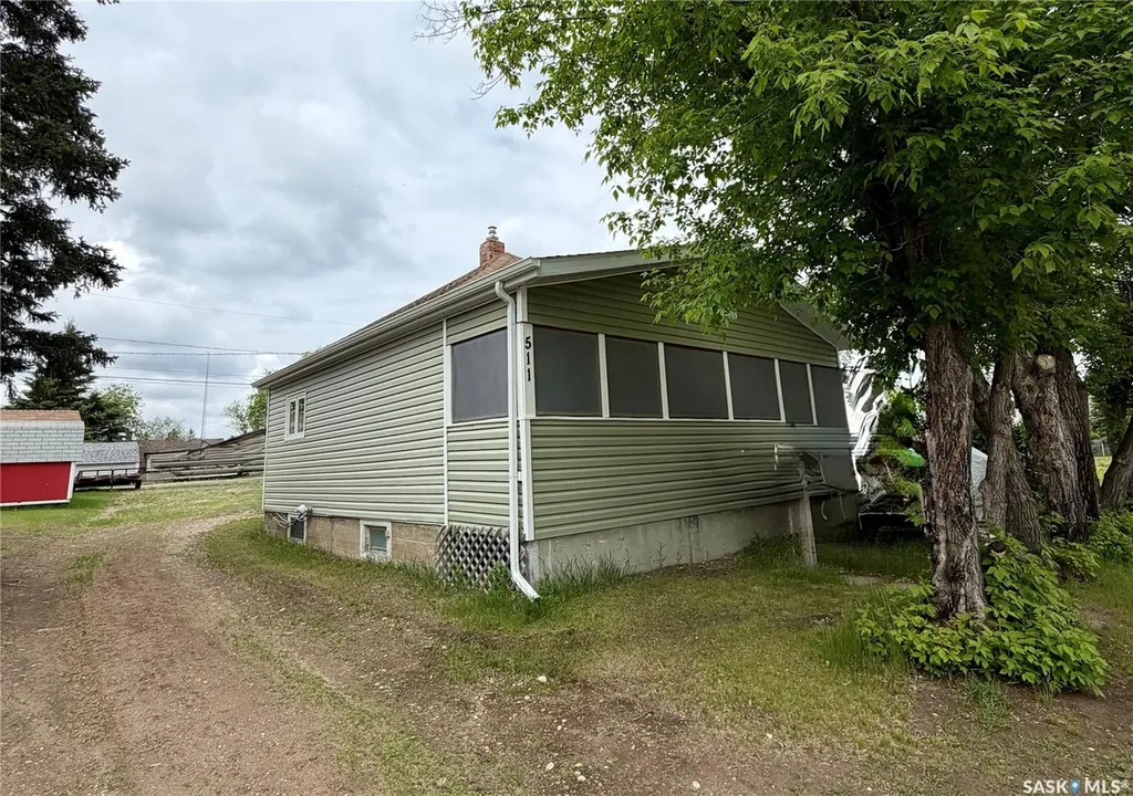 511 Albert Street Hudson Bay SK S0E 0Y0