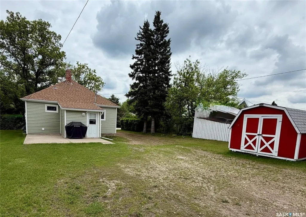 511 Albert Street Hudson Bay SK S0E 0Y0