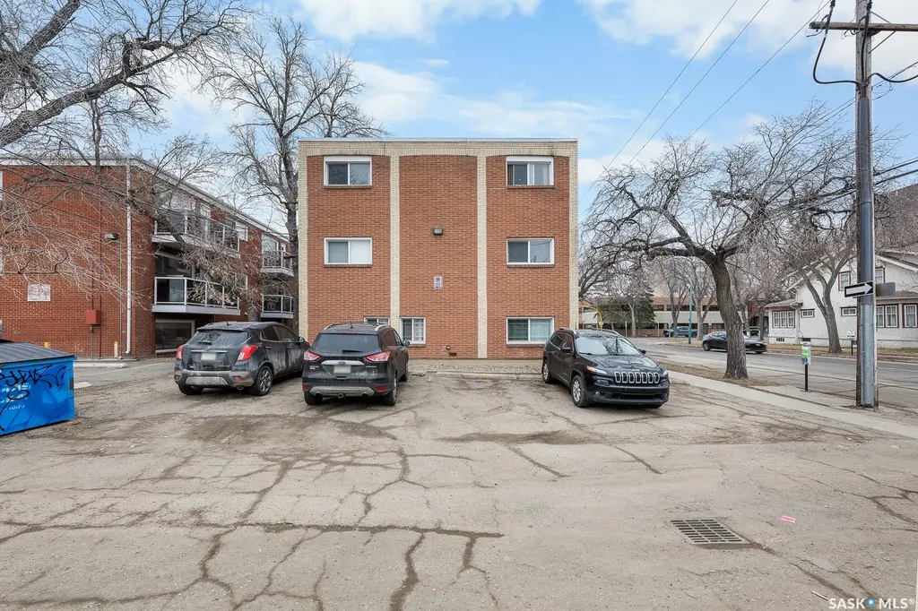 2320 13th Avenue Regina SK S4V 0V7